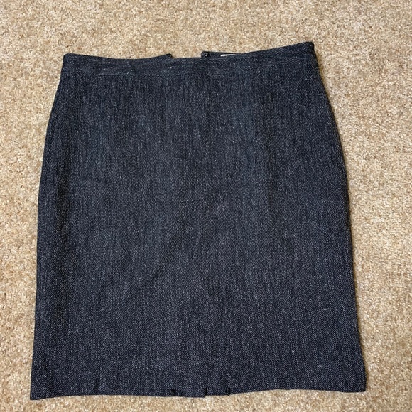 LOFT Dresses & Skirts - Loft Pencil Skirt